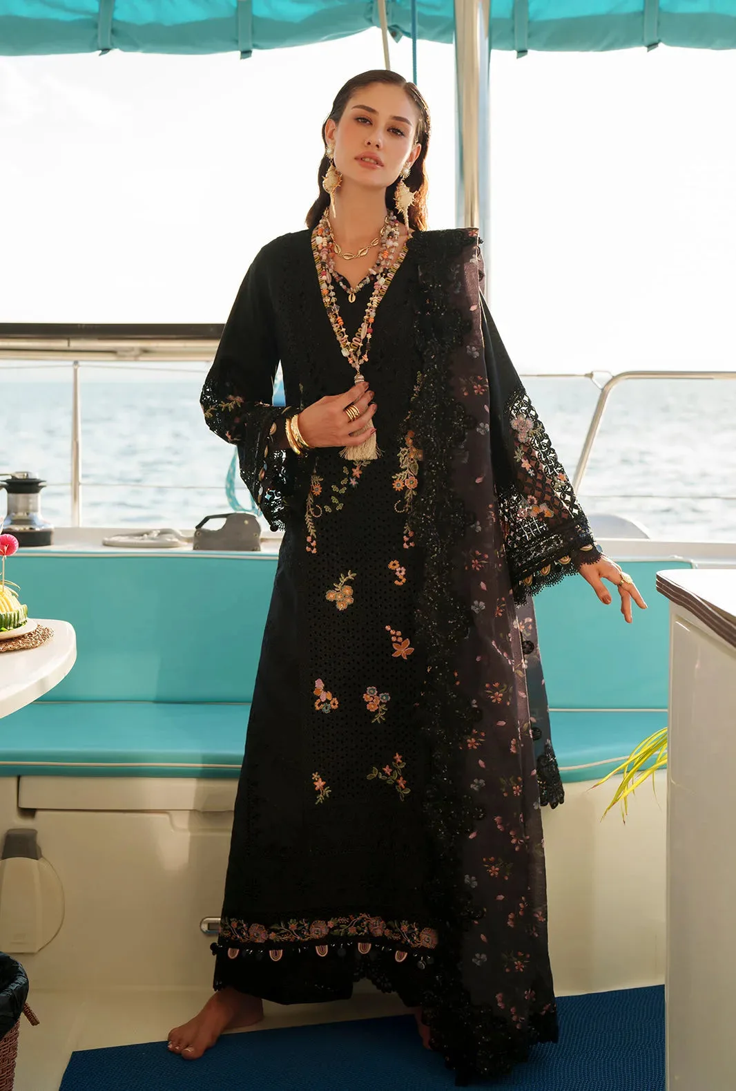 Black Organza – view 1 – Poshaq