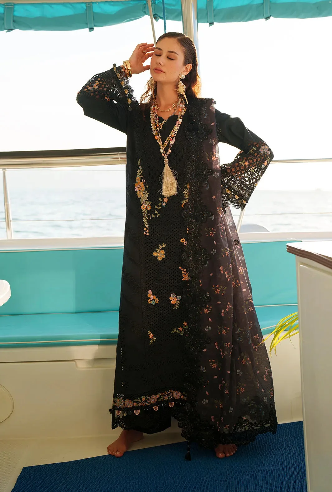 Black Organza – view 3 – Poshaq