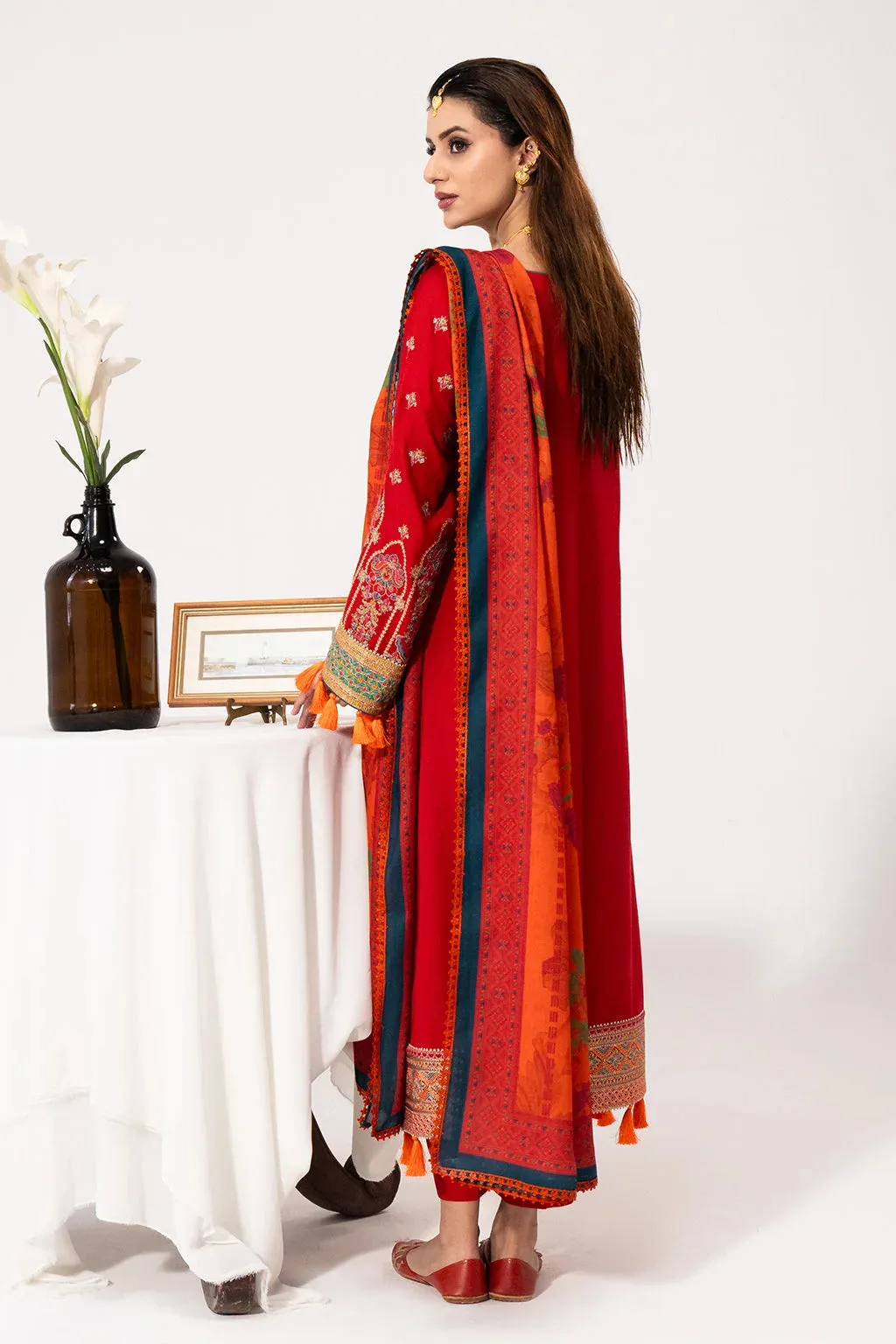 Luminaa Winter 24 Karandi – view 2 – Poshaq