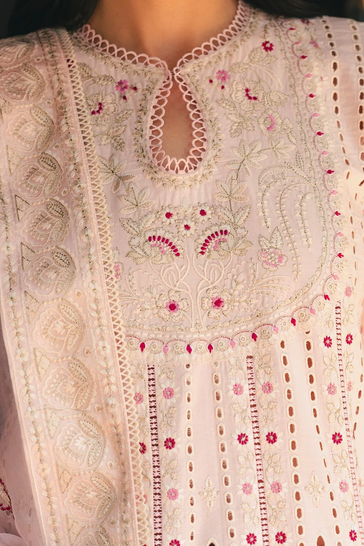 Peach Organza – view 4 – Poshaq