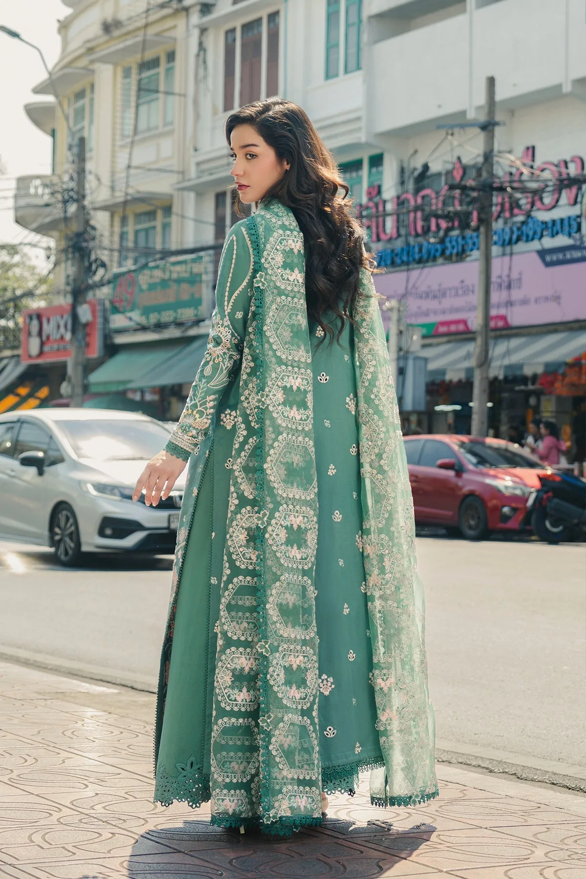 Green Organza – view 2 – Poshaq