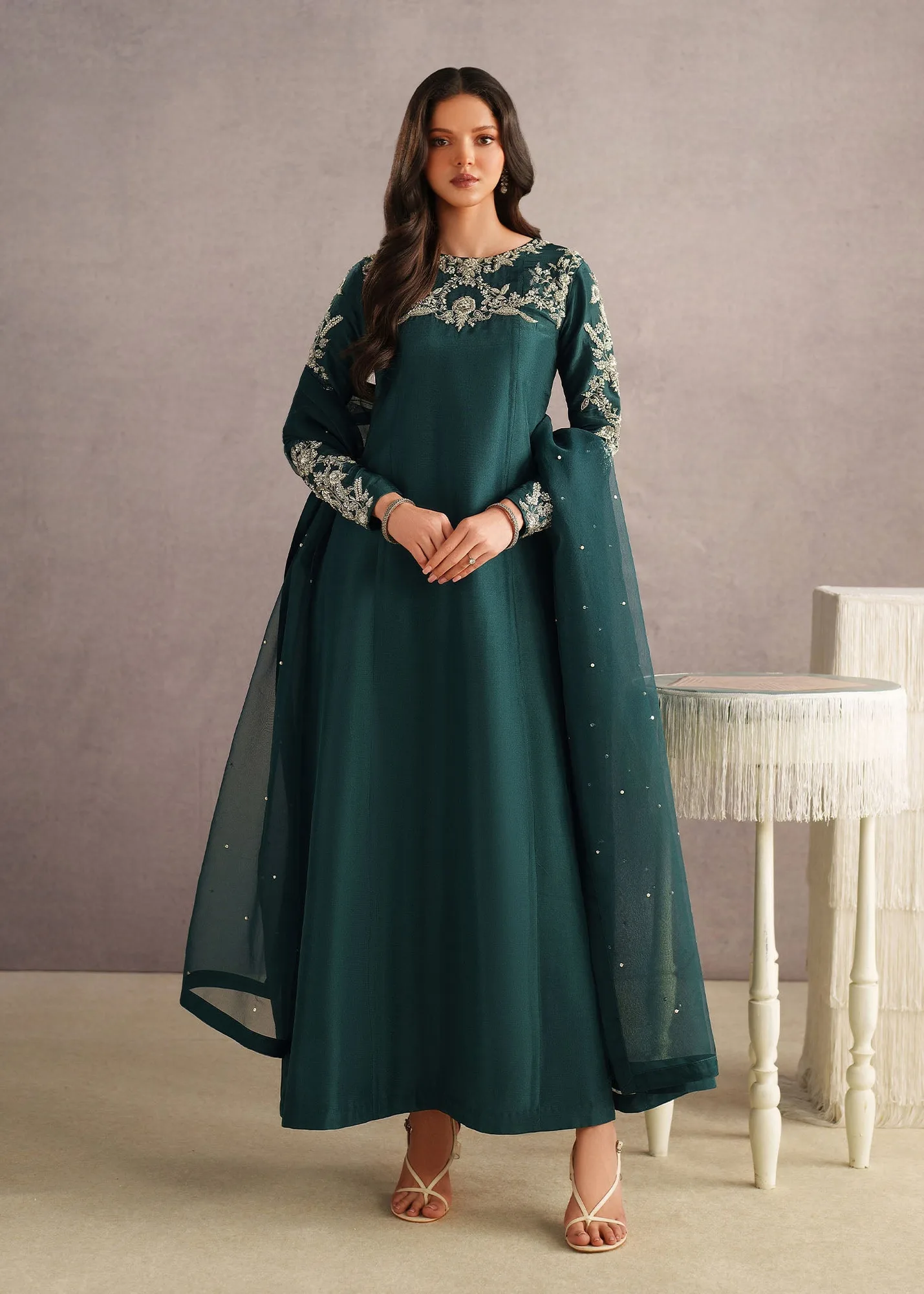 Silver Organza – view 3 – Poshaq