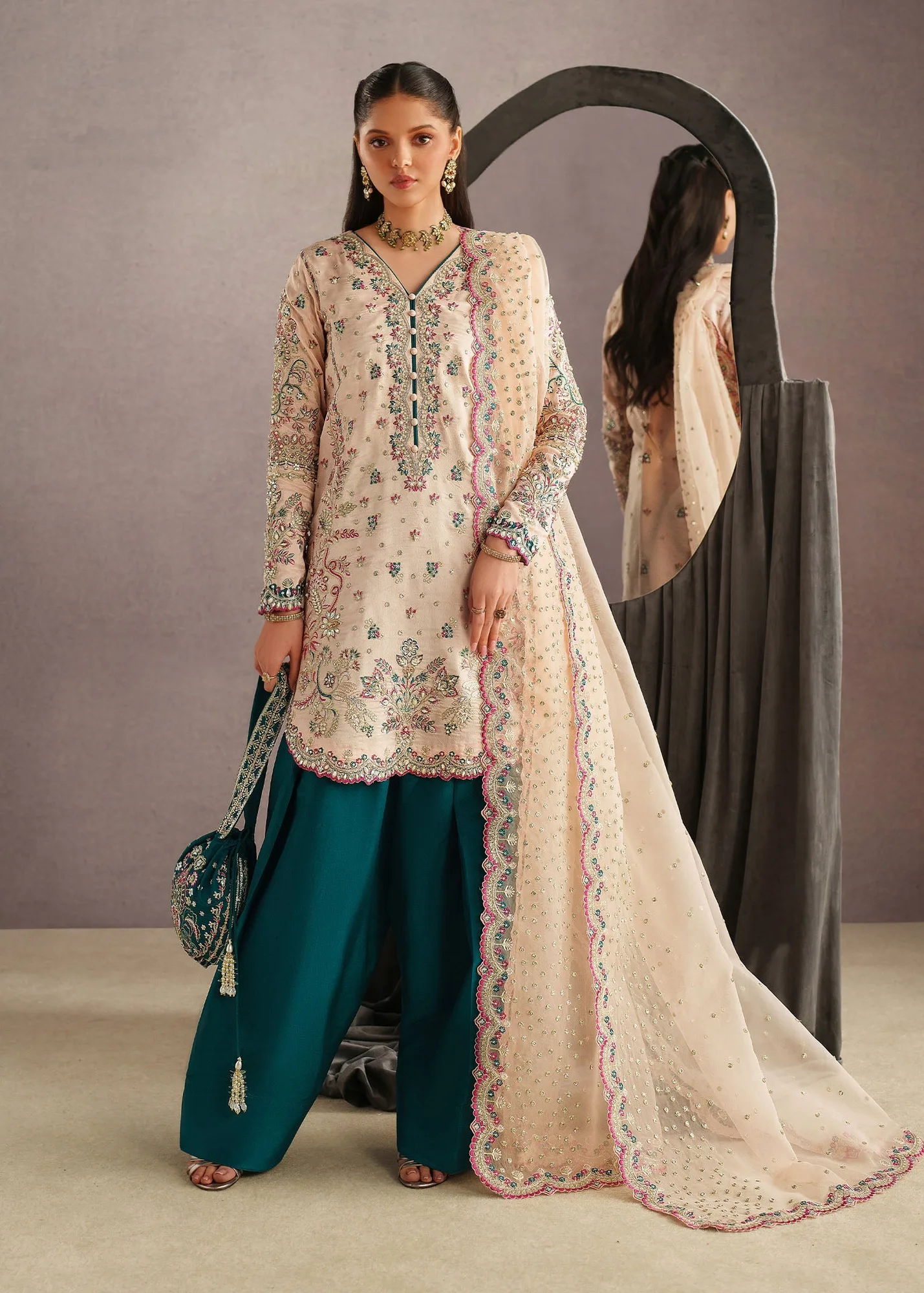 Green Organza – view 1 – Poshaq