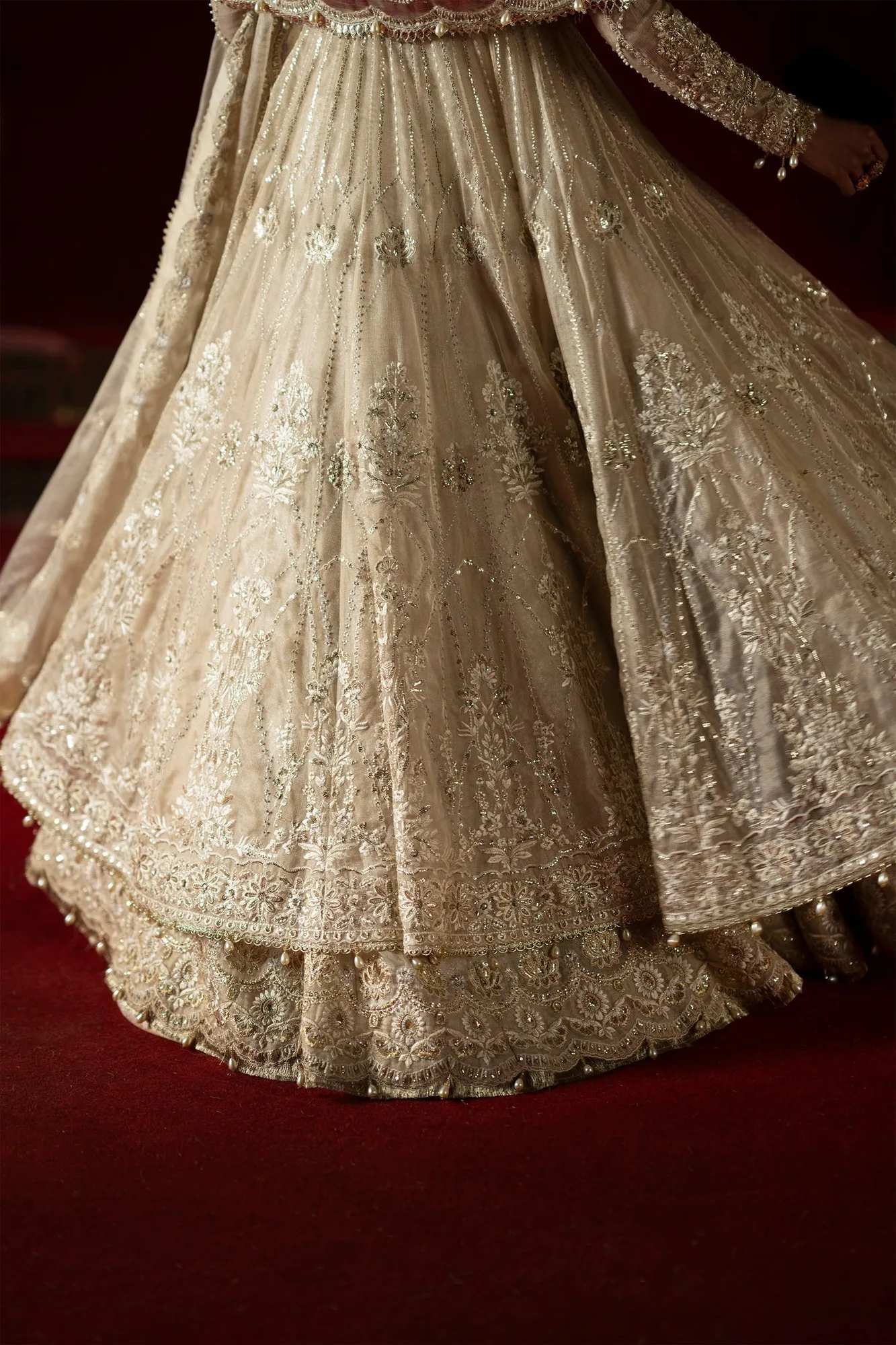 Laavni Formals Ivory Tissue – view 7 – Poshaq