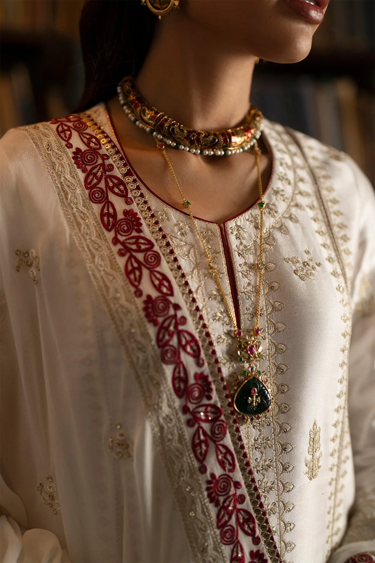 silk Formals White Chiffon – view 5 – Poshaq