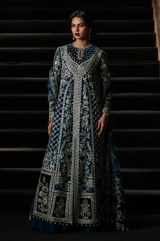 El Veneto Luxury Formals Green Velvet – view 1 – Poshaq