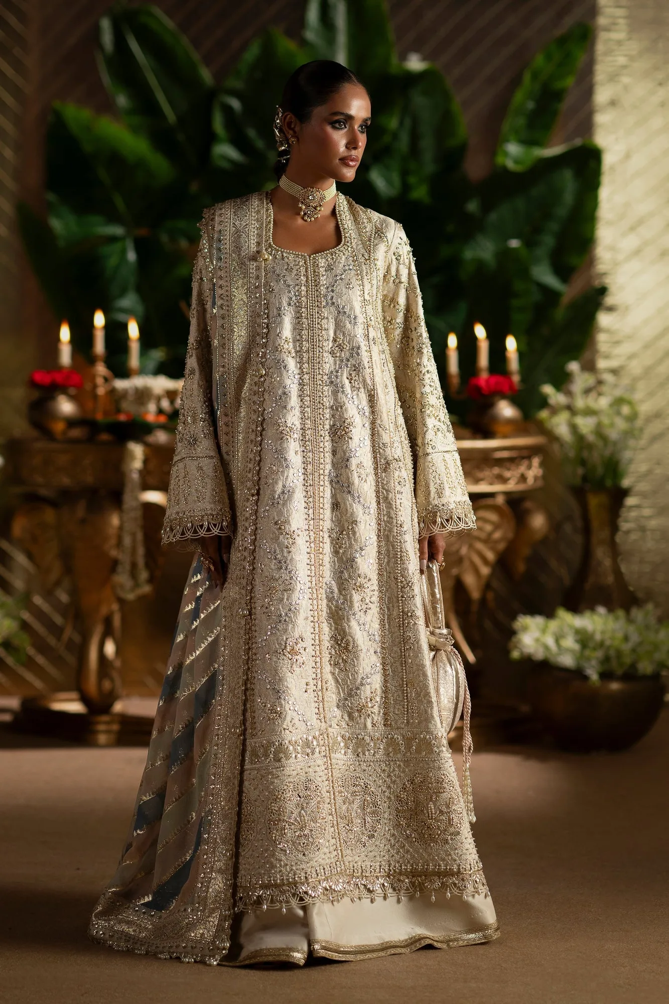 Laavni Formals White – view 1 – Poshaq