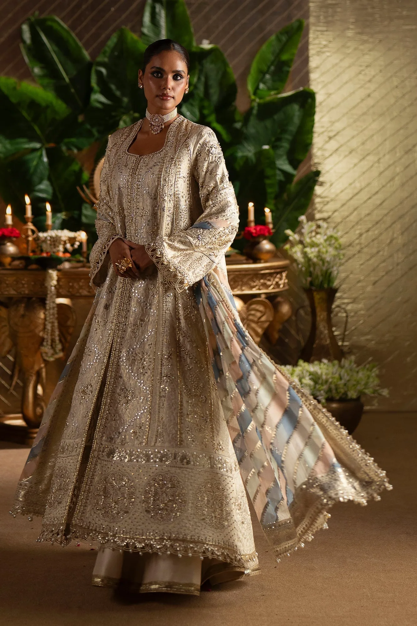 Laavni Formals White – view 3 – Poshaq