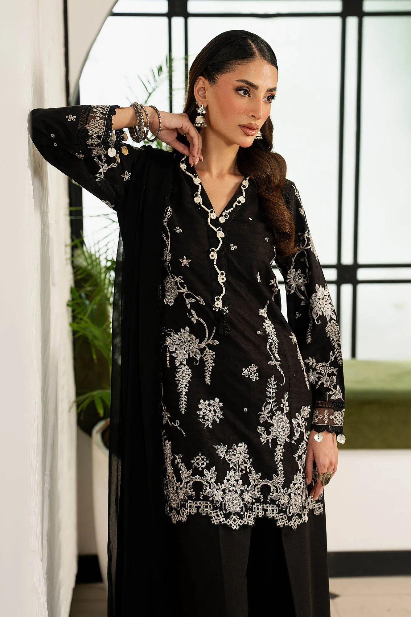 Black Chiffon – view 6 – Poshaq