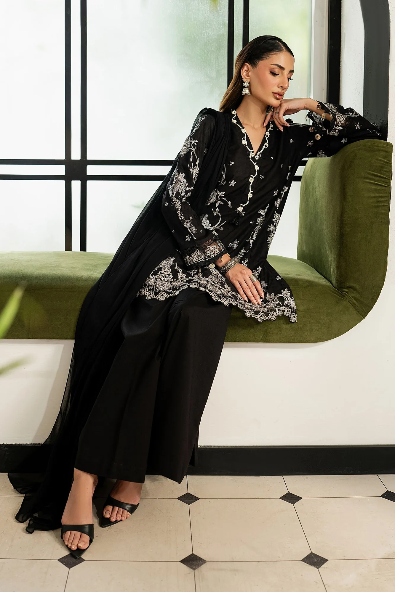 Black Chiffon – view 8 – Poshaq