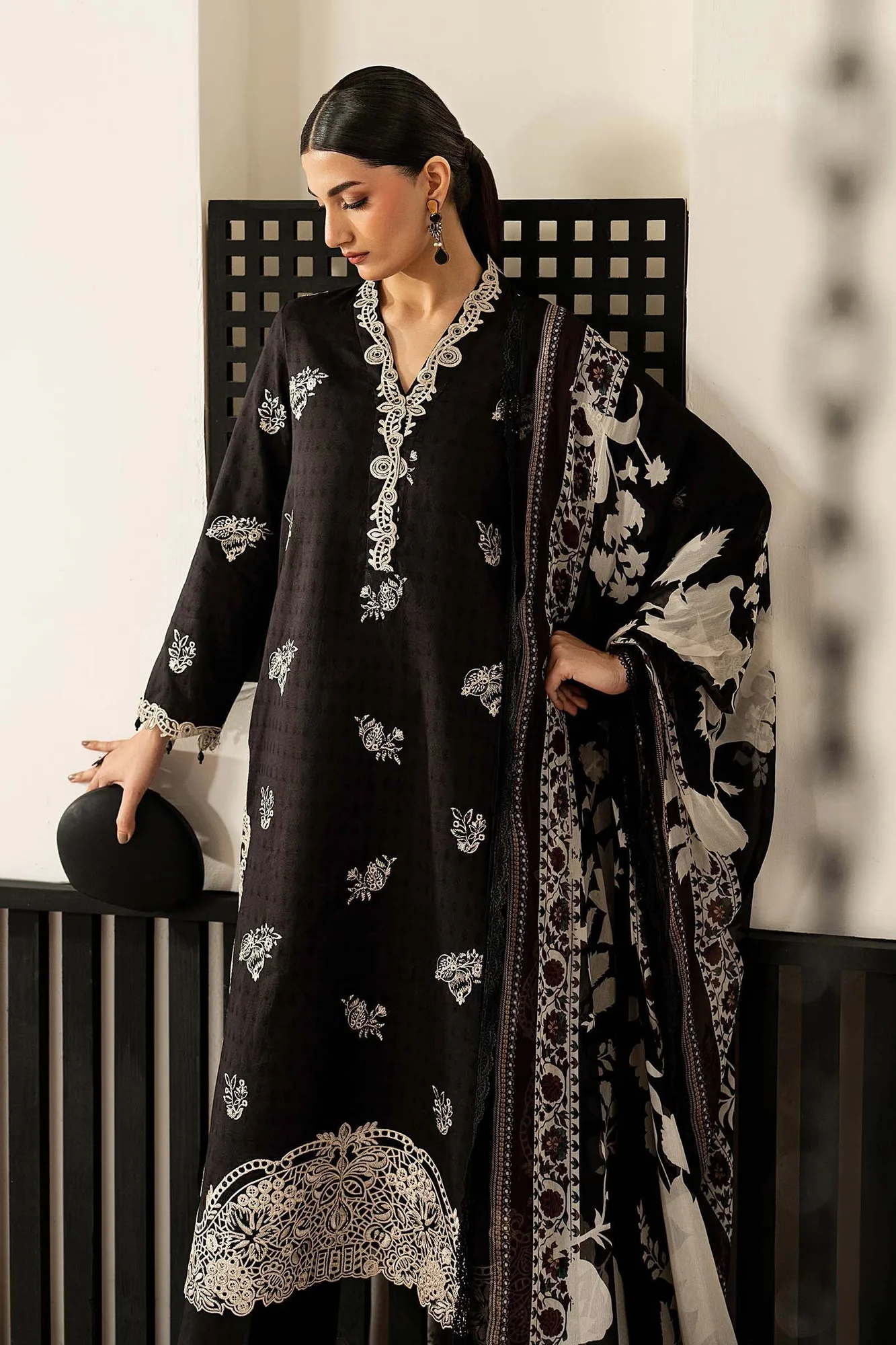 Black Chiffon – view 3 – Poshaq