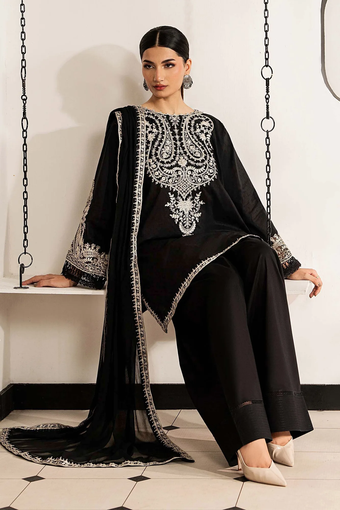 Black Chiffon – view 4 – Poshaq