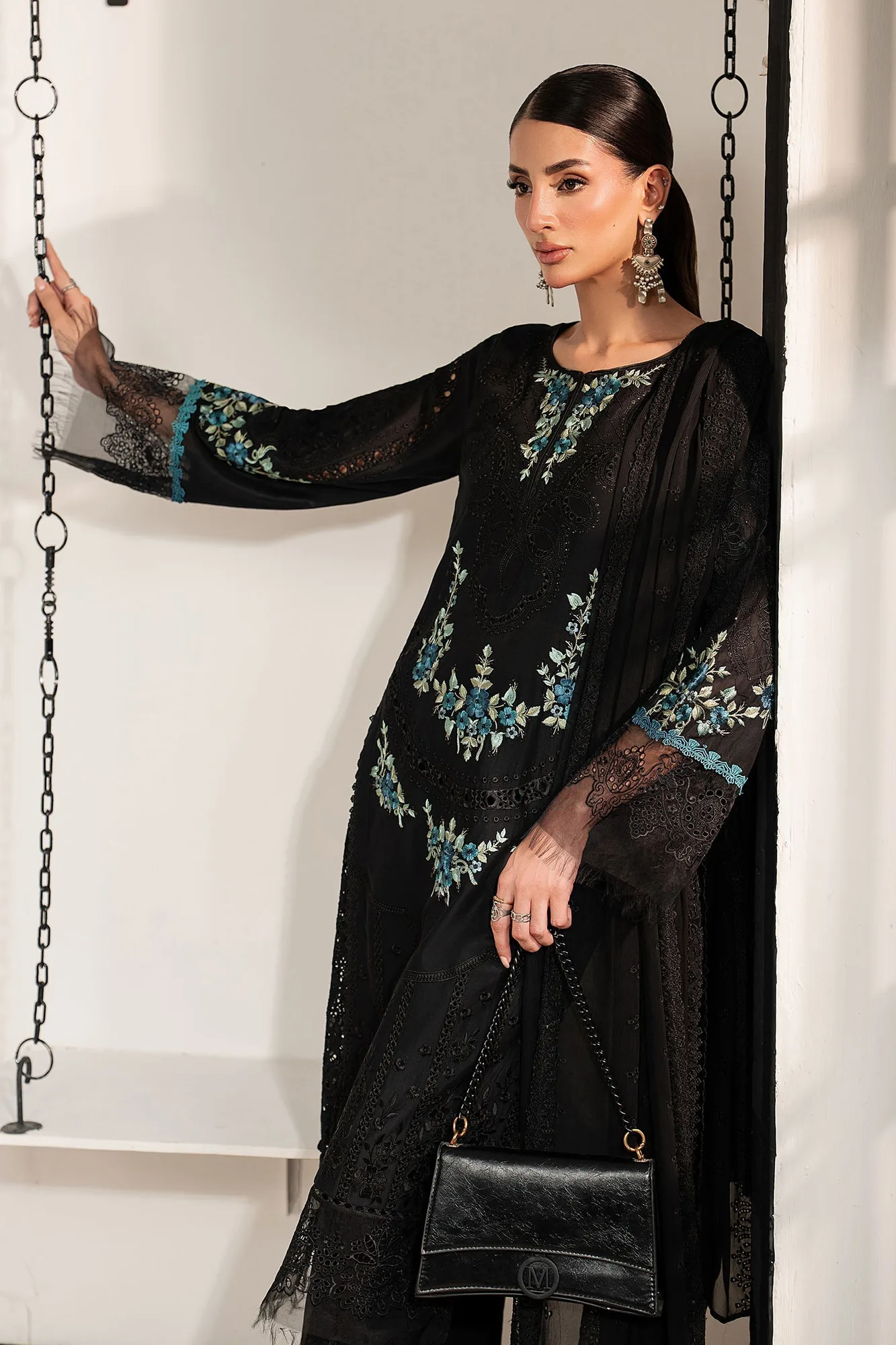Black Organza – view 4 – Poshaq