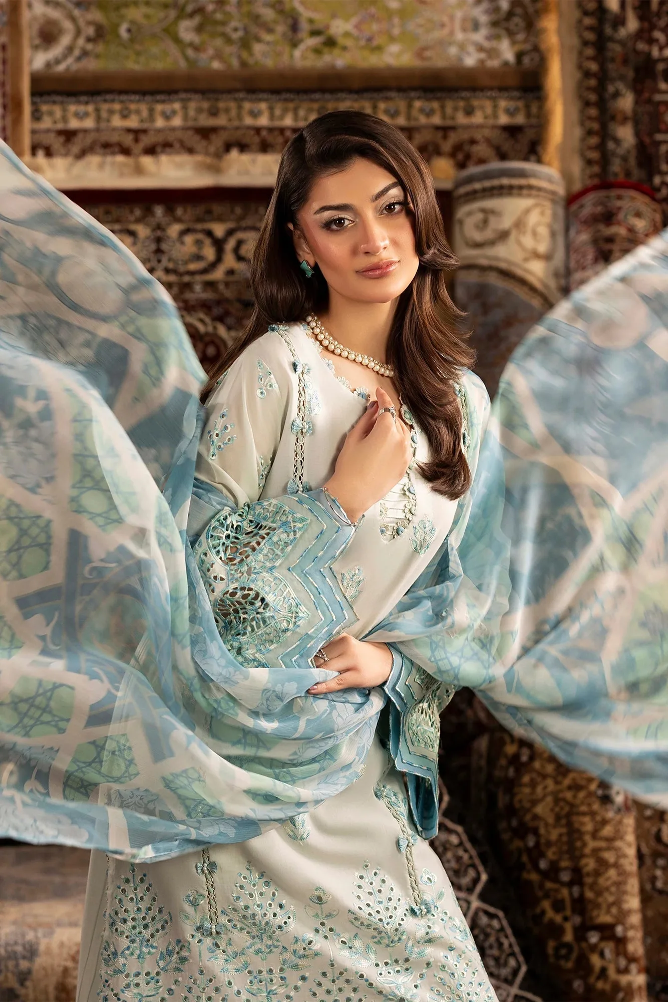 Off white long shirt with chiffon, cotton and lawn fabric – view 4 – Poshaq