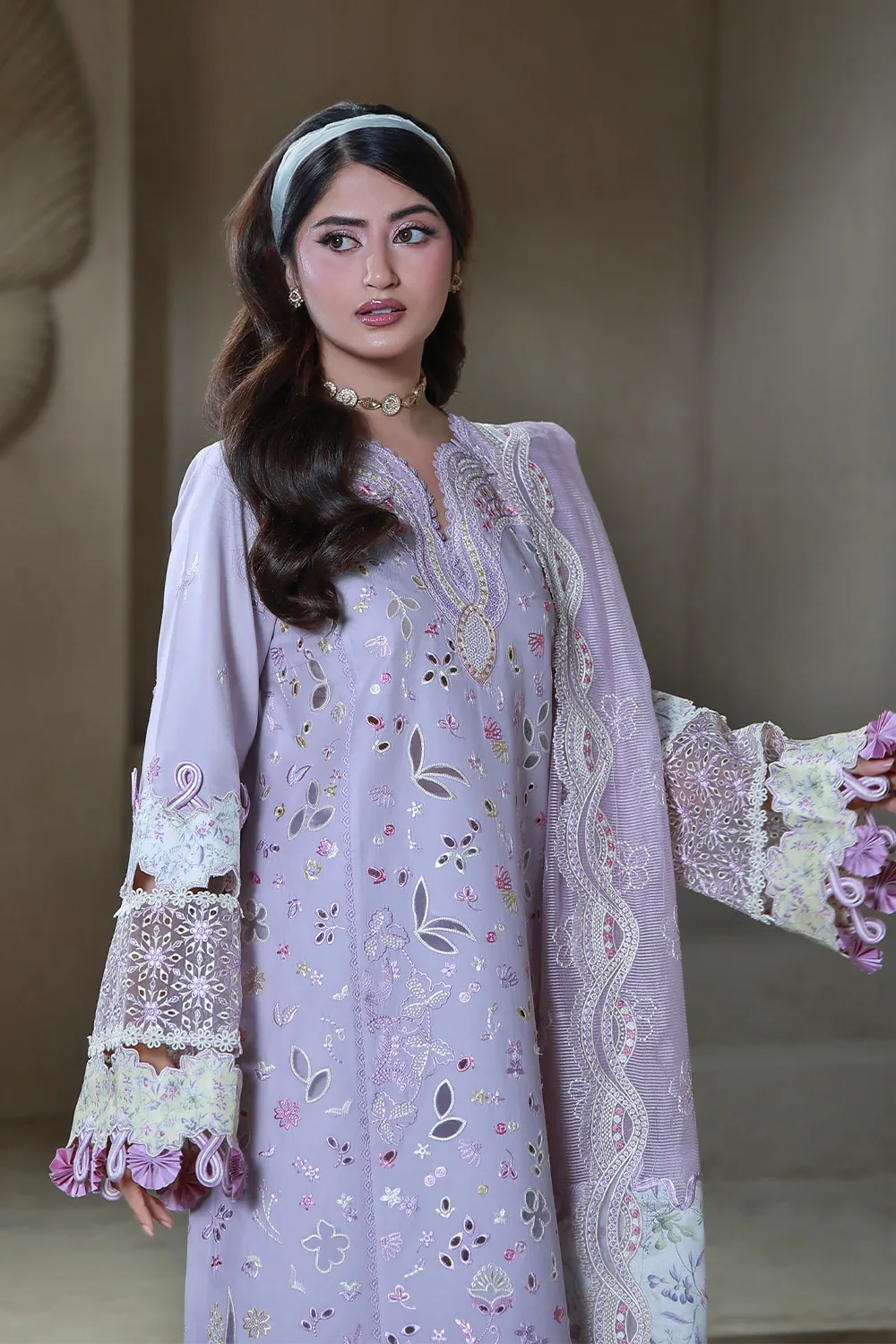Aabyaan Saagar Luxury Festive Lawn 26 Soft Lilac Jacquard – view 3 – Poshaq