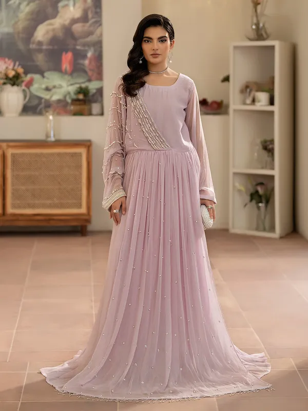 Soft pink chiffon top with viscose trousers, formal ensemble – view 1 – Poshaq