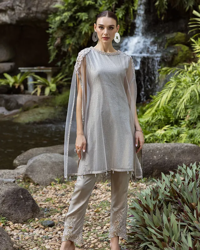 Grey net cape with pearl embroidery, Viscose lining – view 1 – Poshaq