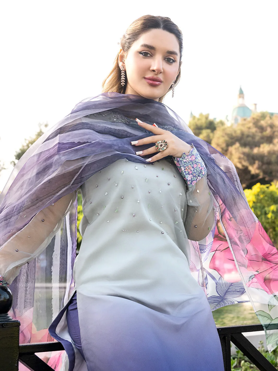 Organza silk ensemble with pearl embellishments – view 4 – Poshaq