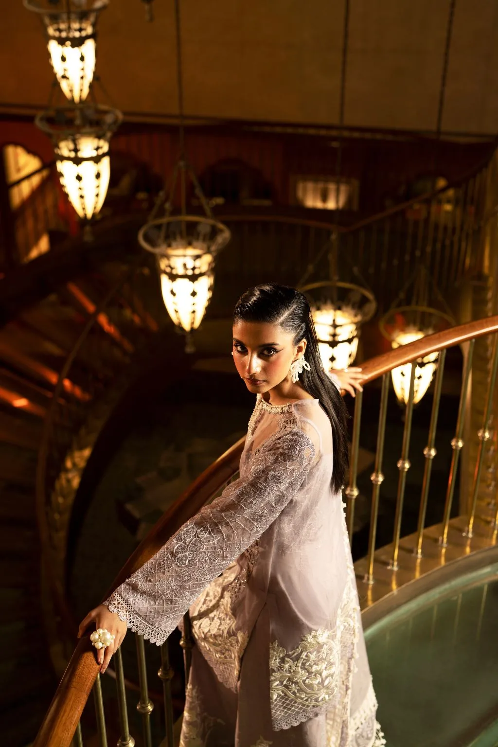 Lilac organza and silk 3‑piece set with cutwork detailing – view 4 – Poshaq