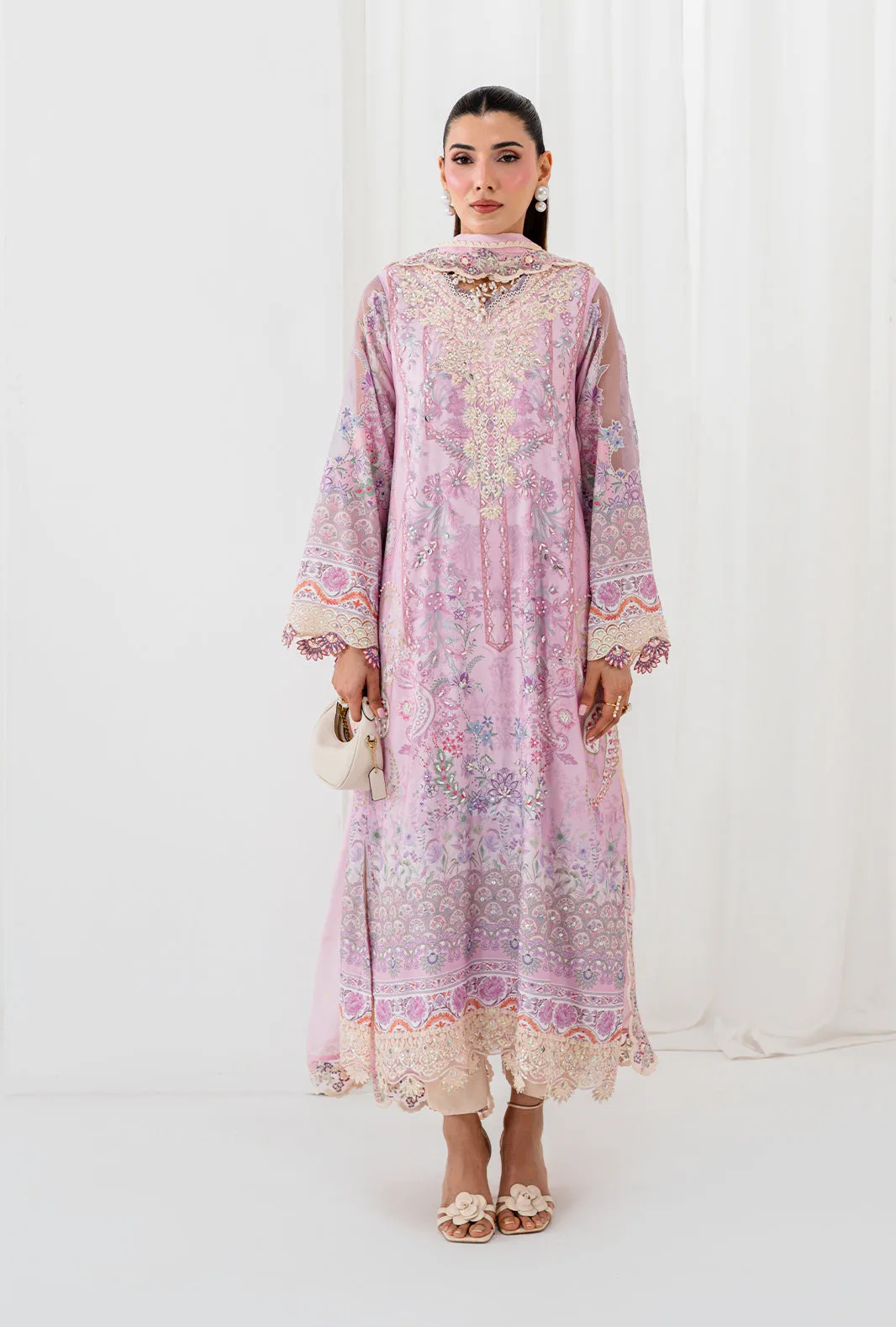 Lilac long shirt with embroidered lace, raw silk capri pants and silk dupatta – view 5 – Poshaq