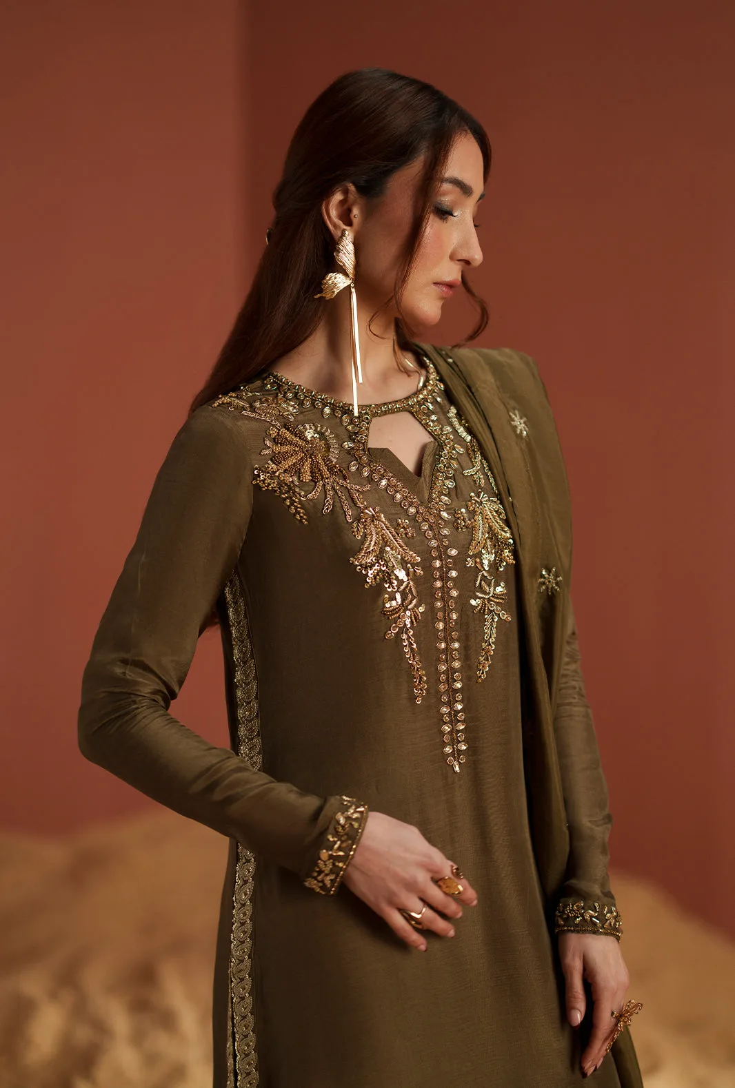 Deep brown silk long shirt with smooth finish – view 3 – Poshaq