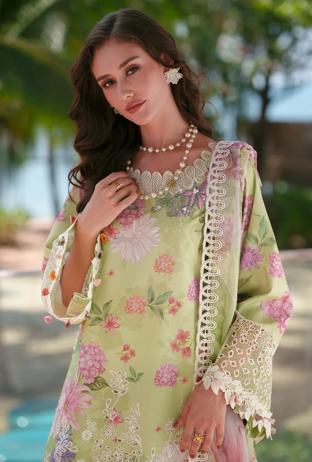 Apple green printed chikankari three‑piece suit with lawn shirt, cotton trousers and chiffon dupatta – view 3 – Poshaq