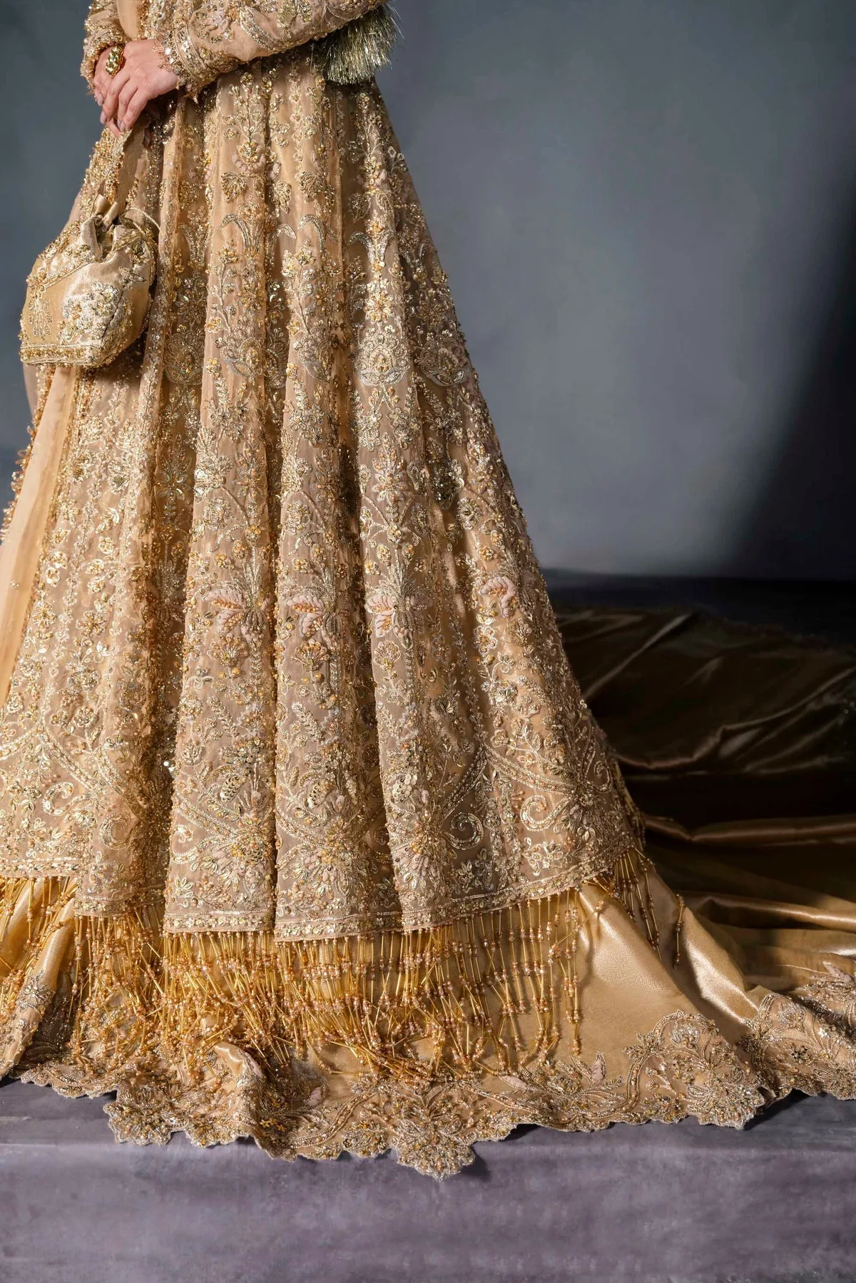 Gold silk bridal lehenga with ornate embroidery – view 4 – Poshaq