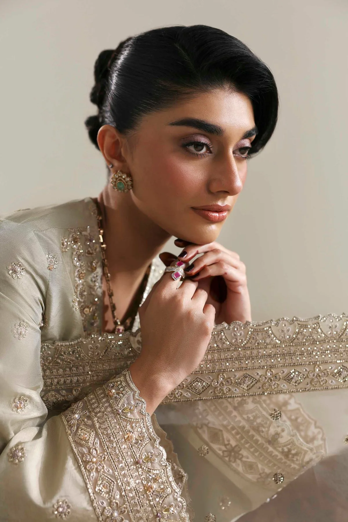 Soft gray long shirt with organza, tissue and silk detailing – view 5 – Poshaq