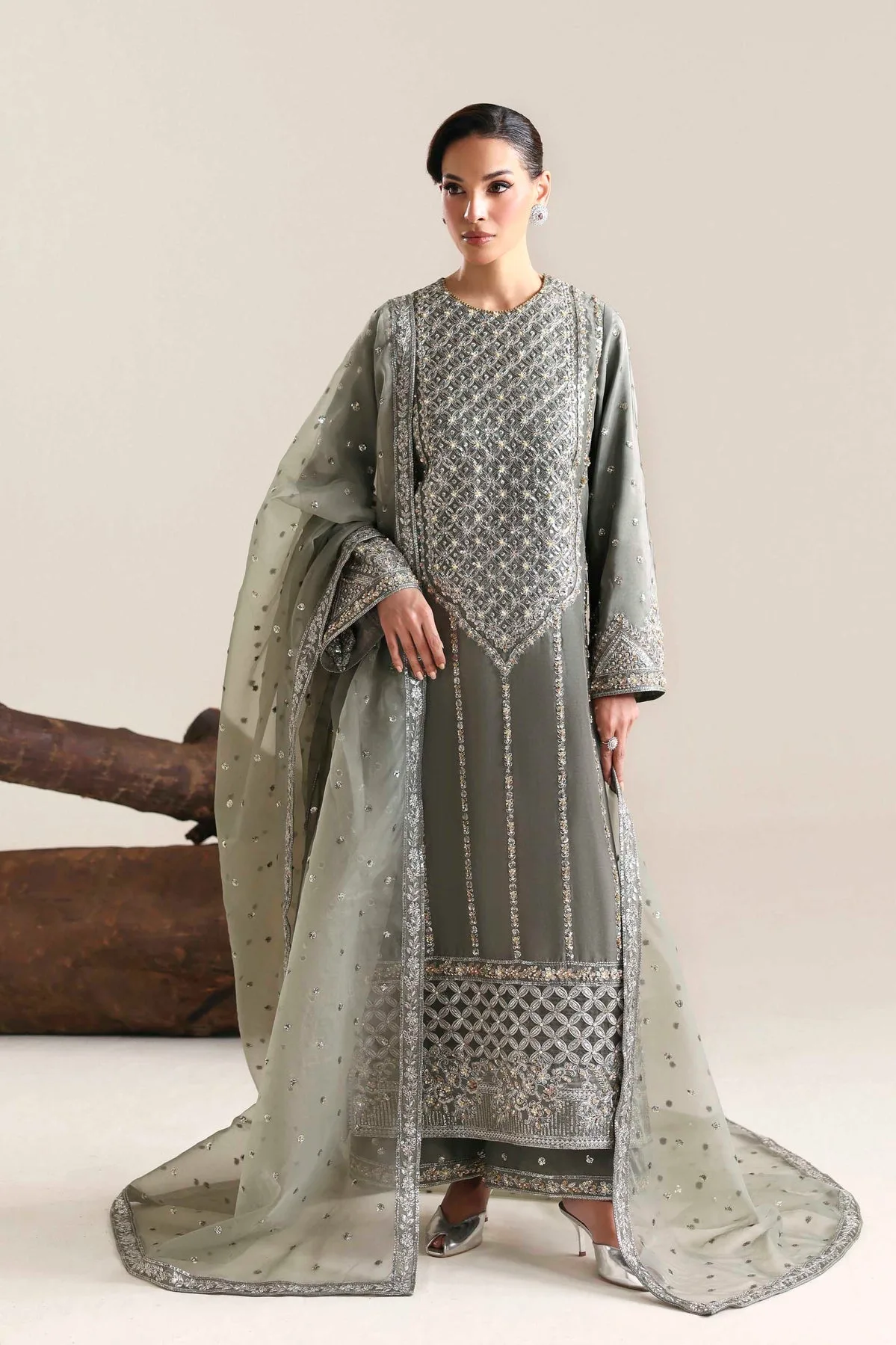 Grey long shirt with organza dupatta by Akbar Aslam – view 1 – Poshaq