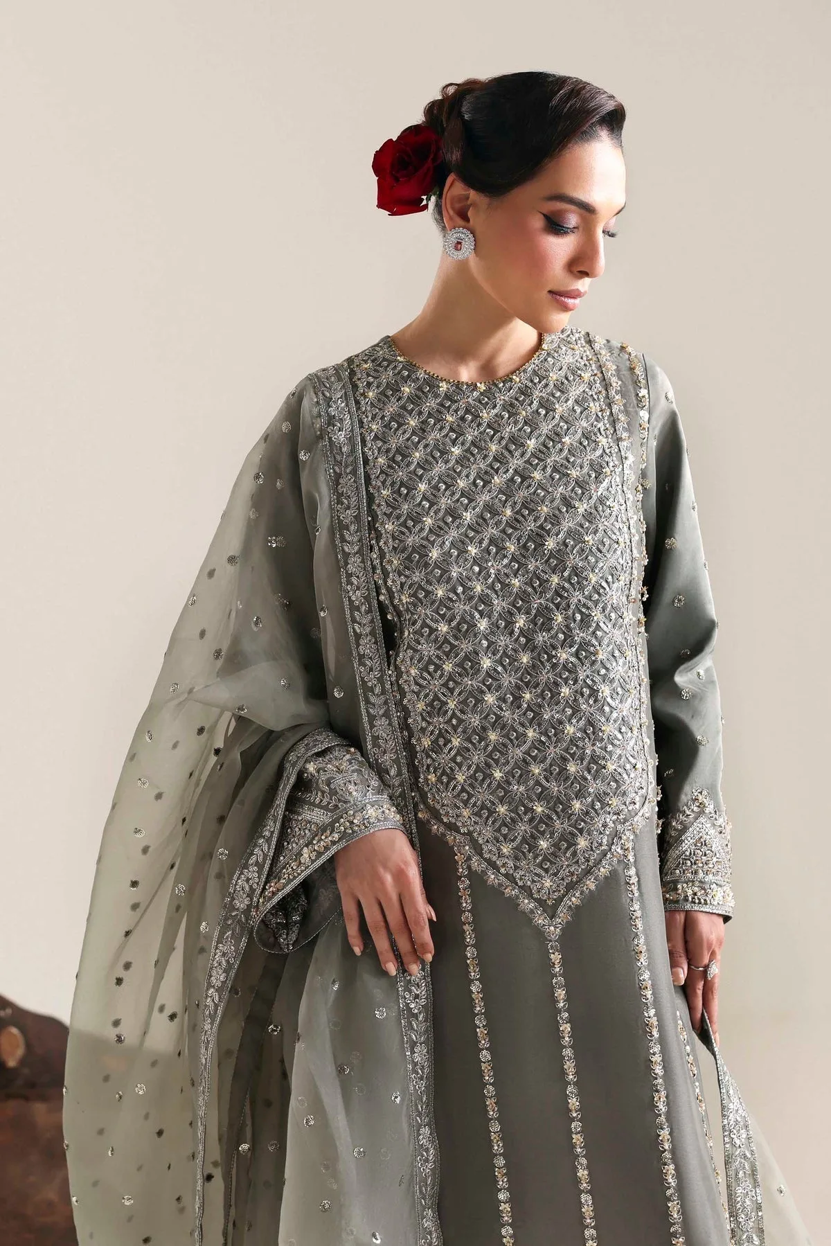 Grey long shirt with organza dupatta by Akbar Aslam – view 4 – Poshaq