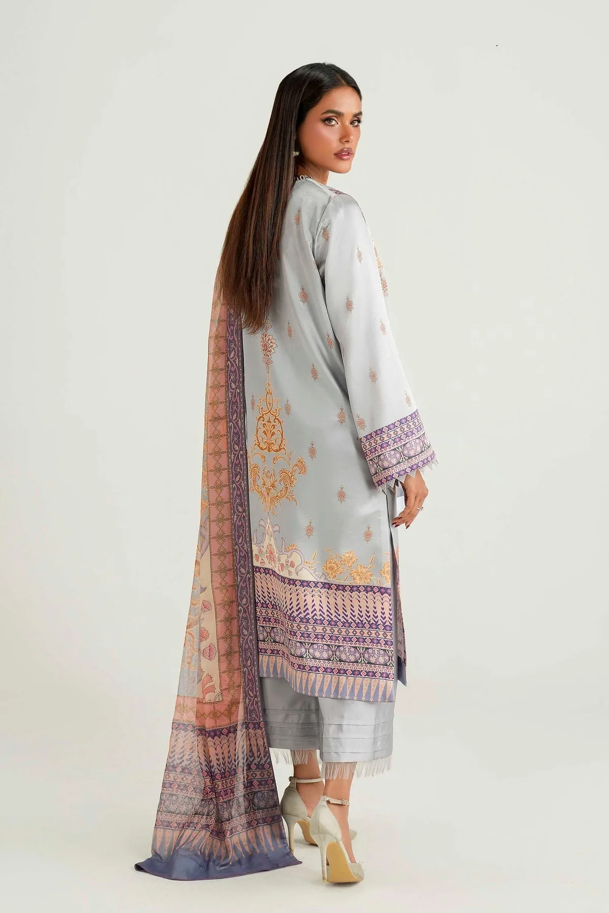 Silver gray silk long shirt with subtle sheen – view 2 – Poshaq