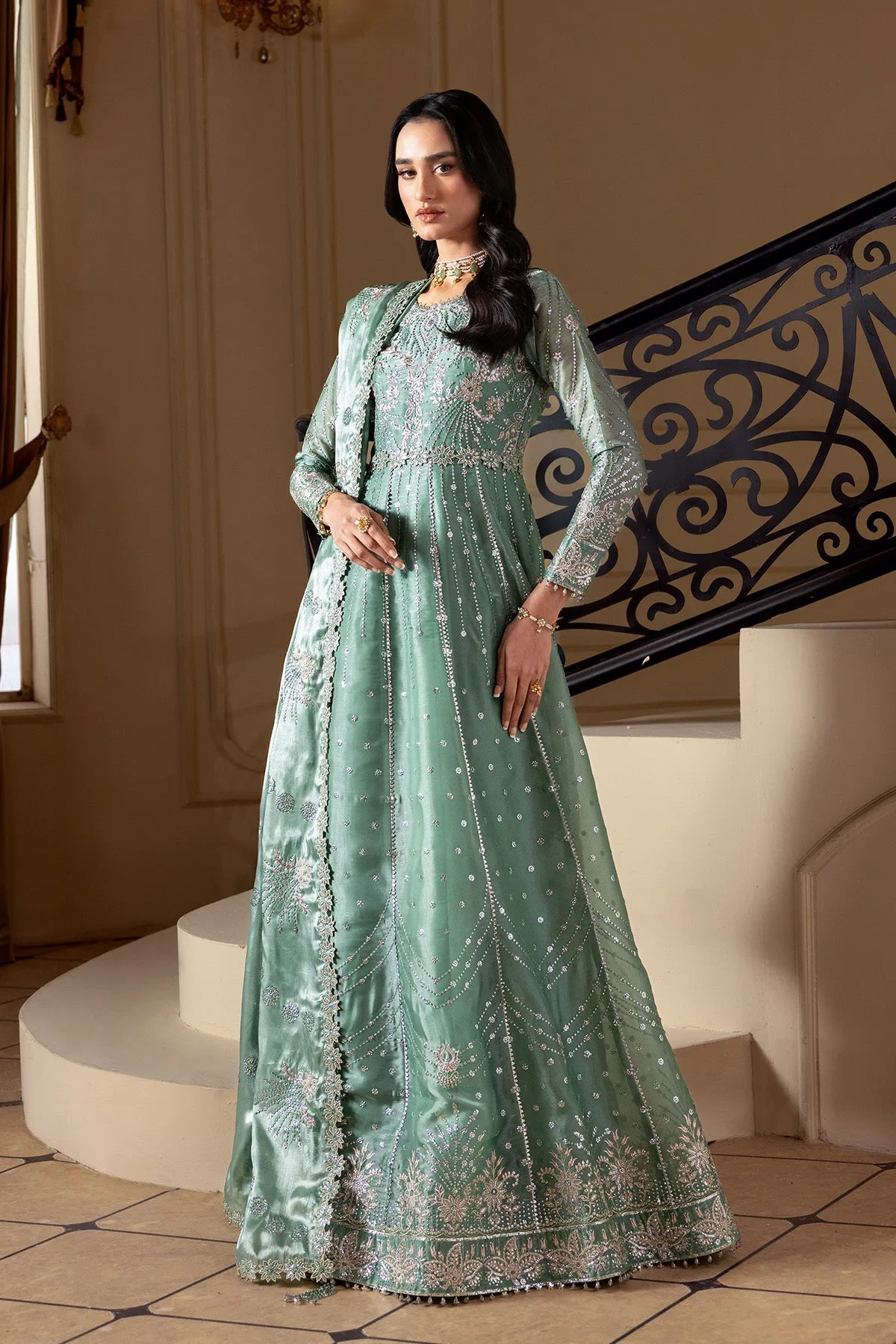 Sea green silk suit with embroidered dupatta and matching trousers – view 6 – Poshaq