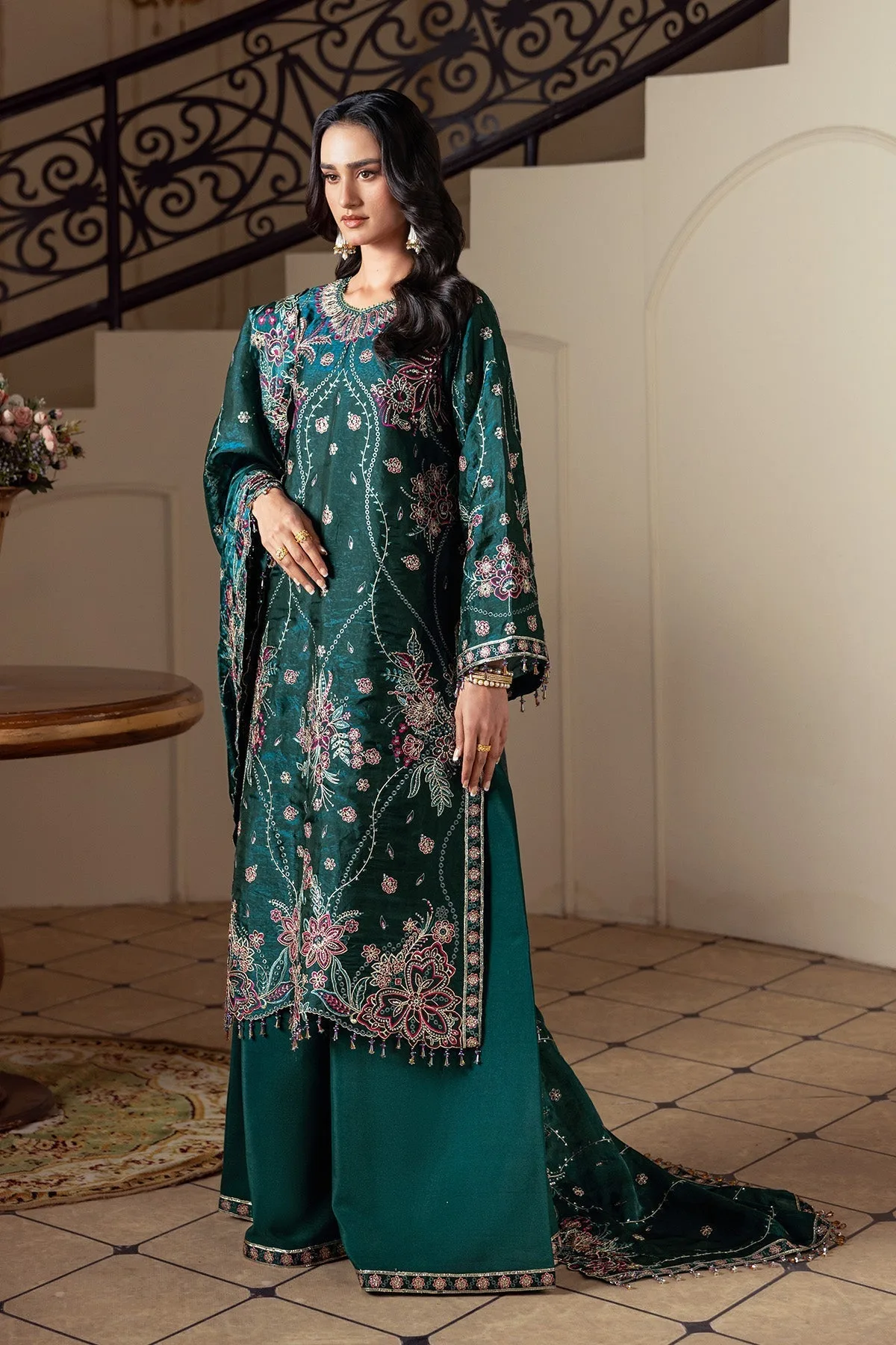 Teal green silk long shirt with subtle embroidery – view 5 – Poshaq