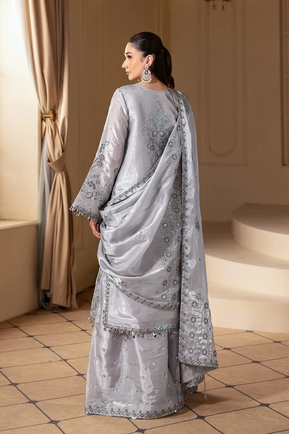Pastel gray organza suit with silk detailing and grip trousers – view 2 – Poshaq