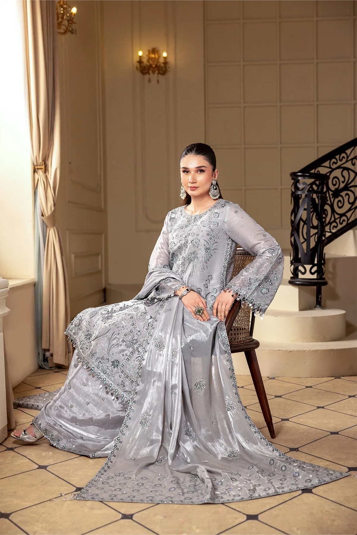 Pastel gray organza suit with silk detailing and grip trousers – view 6 – Poshaq
