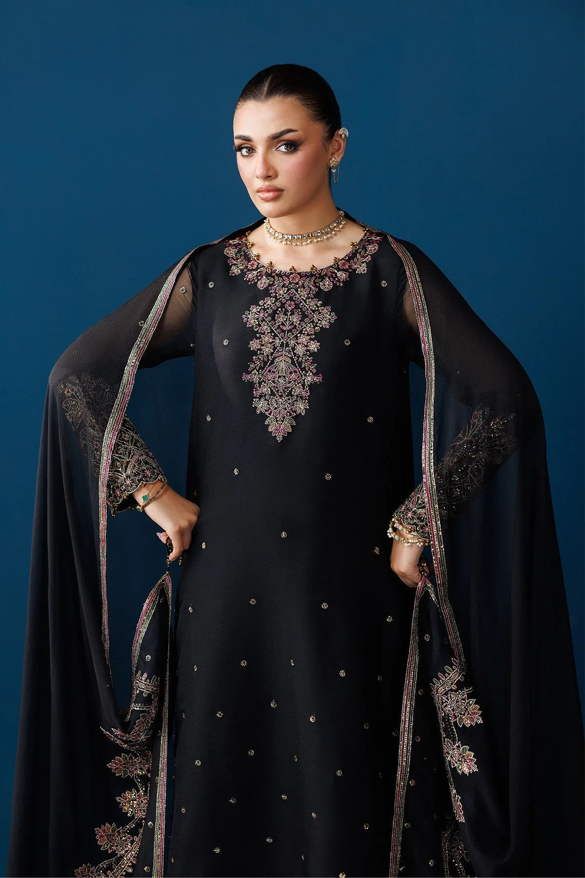 Black silk formal long shirt with embroidered neckline and chiffon sleeves – view 7 – Poshaq