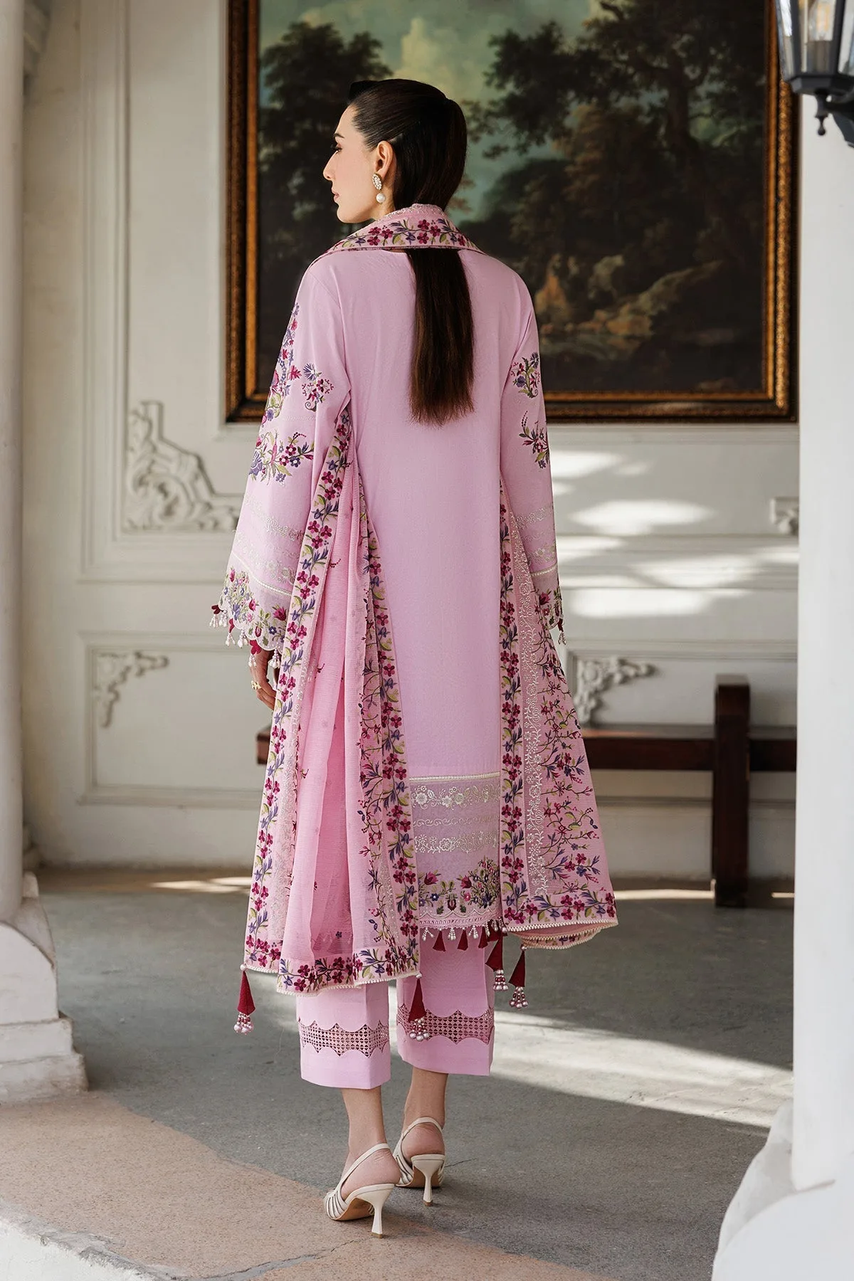 Pink long shirt with subtle embroidery – view 2 – Poshaq