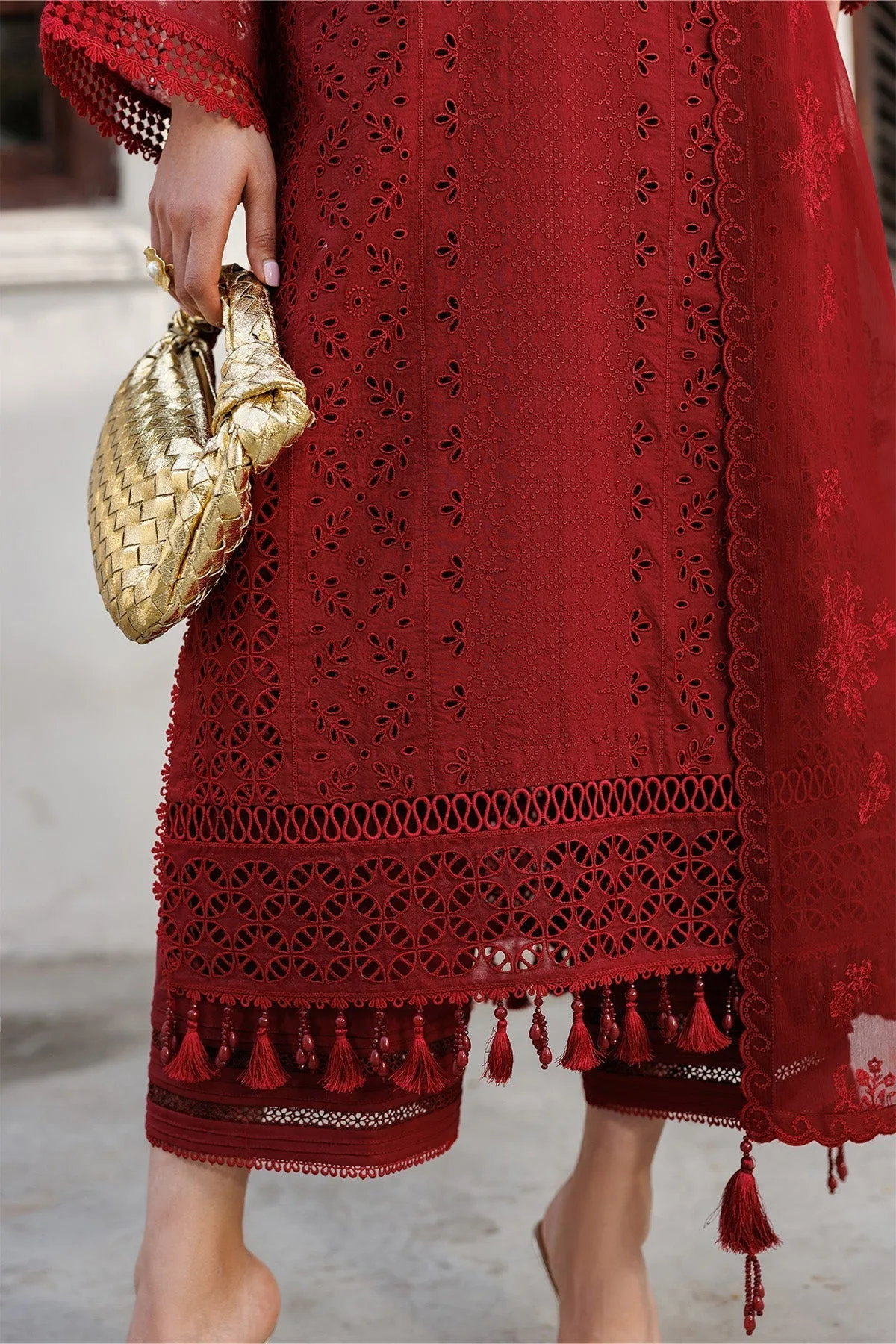 Maroon lawn suit with organza and chiffon detailing – view 4 – Poshaq