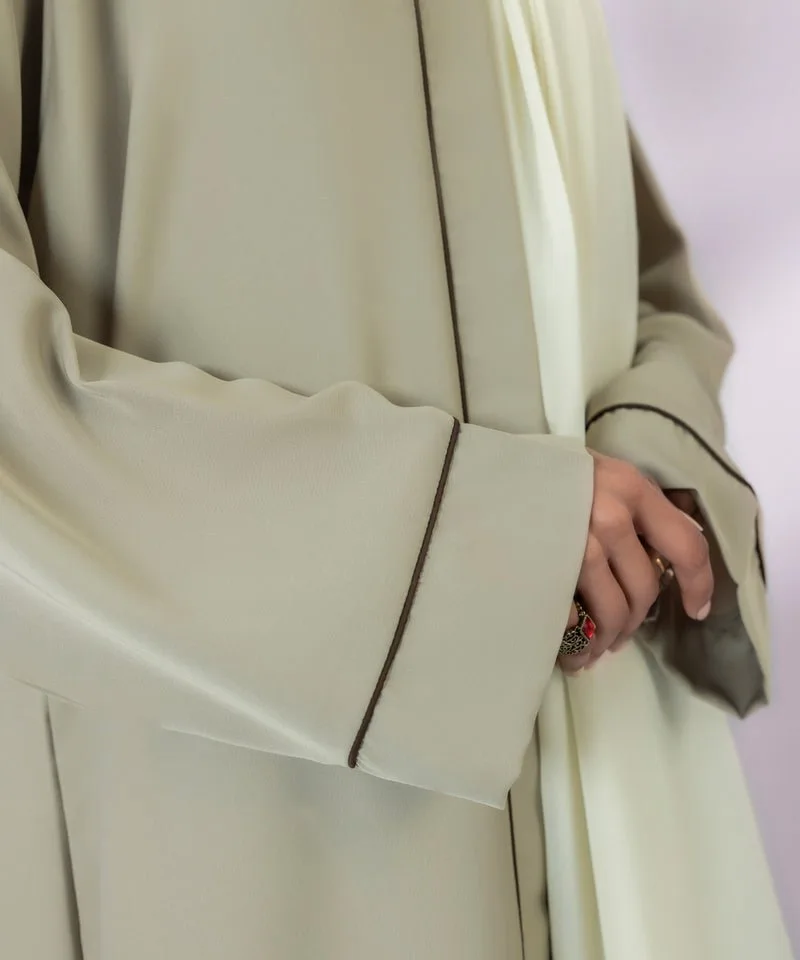 Cream full-length abaya with V neckline and contrast piping – view 3 – Poshaq