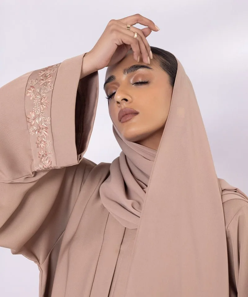 Beige full length abaya with embroidered sleeves – view 6 – Poshaq