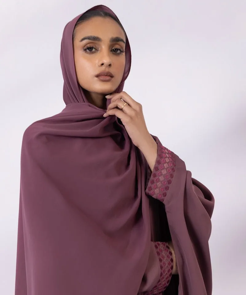 Soft embroidered full length abaya in neutral tone – view 5 – Poshaq