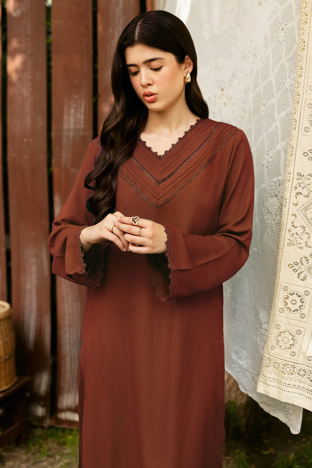 rust long shirt with V‑neck from Afsanah Basic Karandi – view 4 – Poshaq