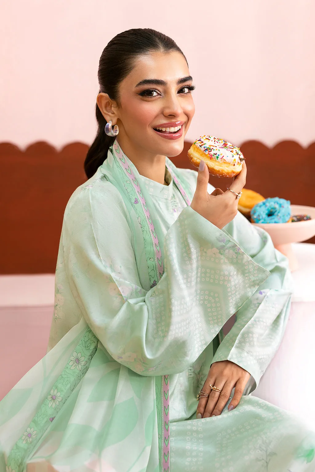 Pastel mint raw silk shirt with matching silk dupatta and trousers – view 5 – Poshaq