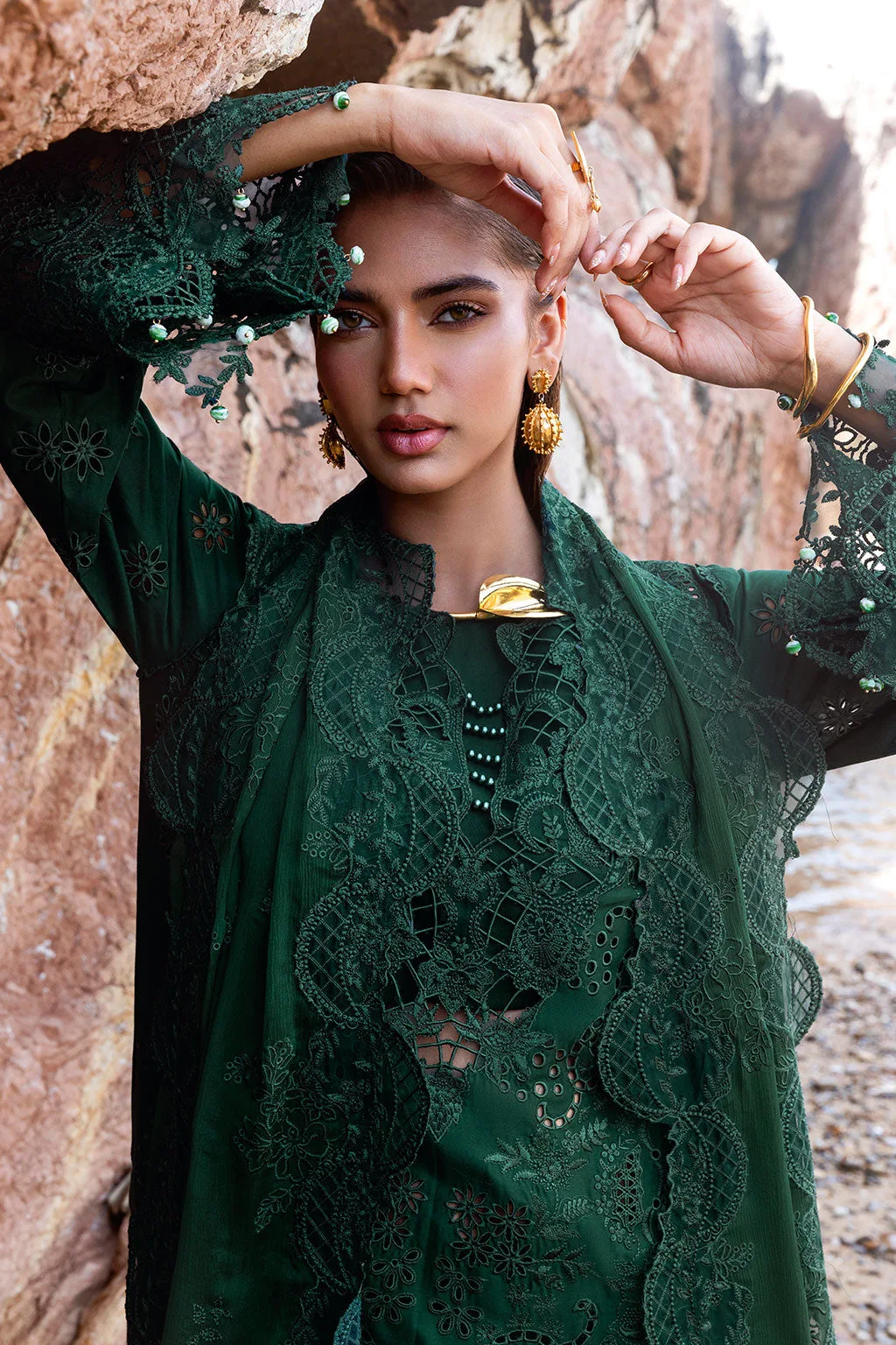 Bold green organza shirt with embroidered border, chiffon dupatta and matching lawn trouser – view 3 – Poshaq