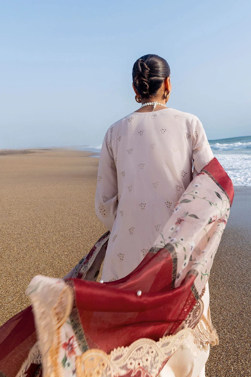 Dusty beige three‑piece suit with organza shirt, net dupatta and trouser – view 4 – Poshaq