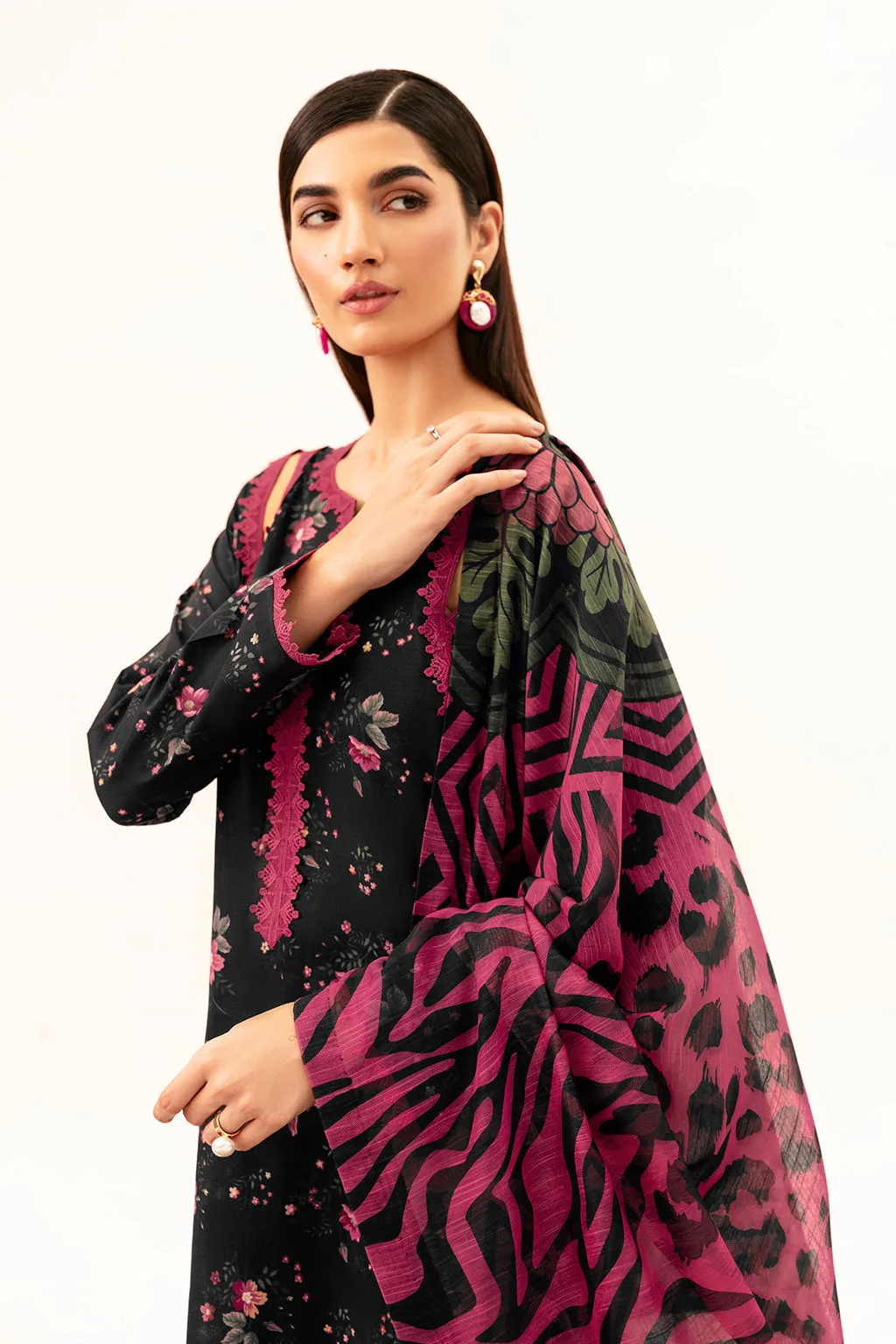 black lawn long shirt with subtle drape – view 4 – Poshaq