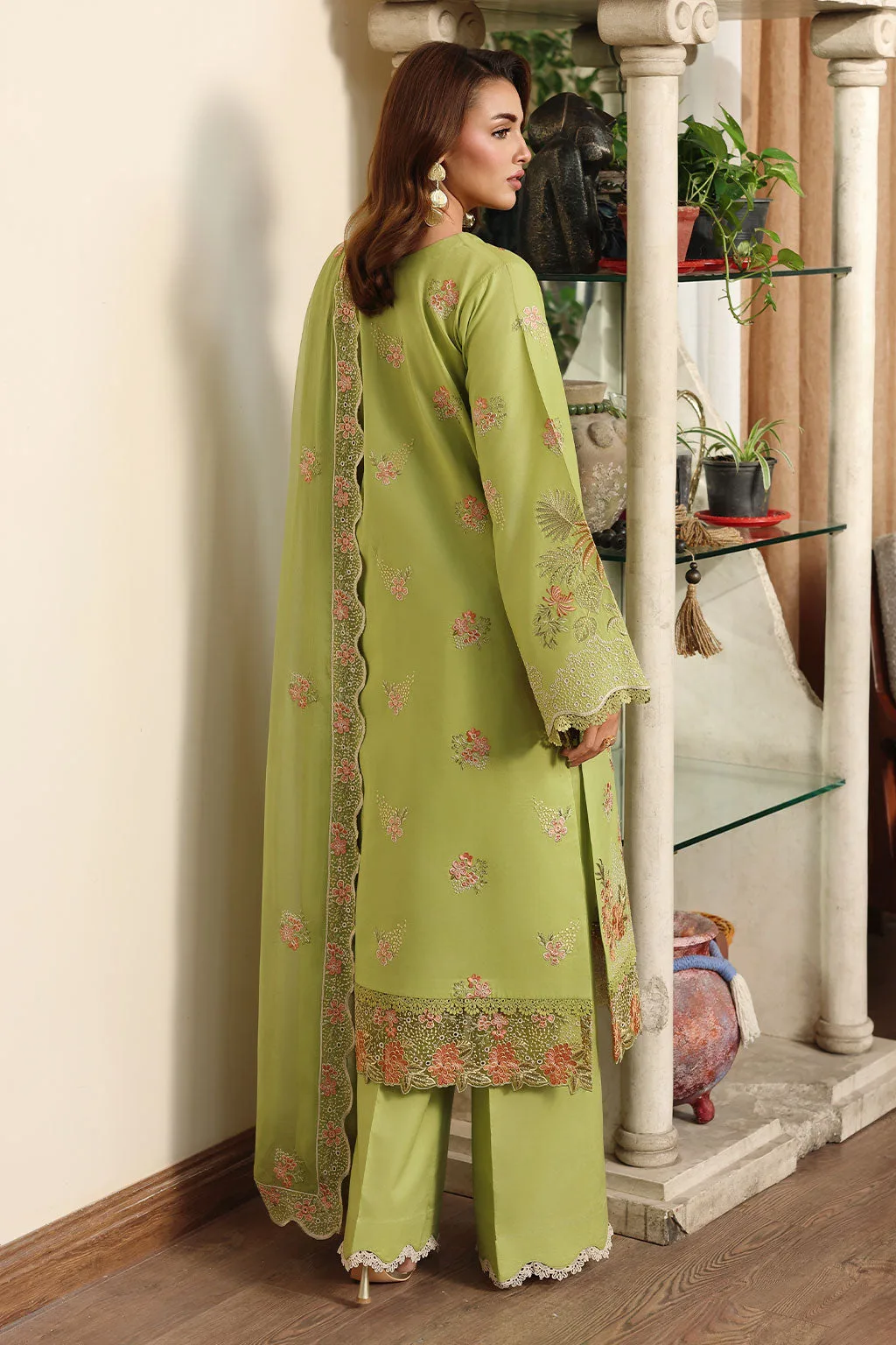 Light parrot green organza dress with embroidered sleeves and matching dupatta – view 2 – Poshaq