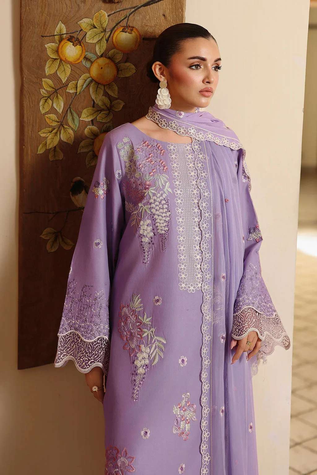Soft purple long shirt with embroidered organza and chiffon detailing – view 3 – Poshaq