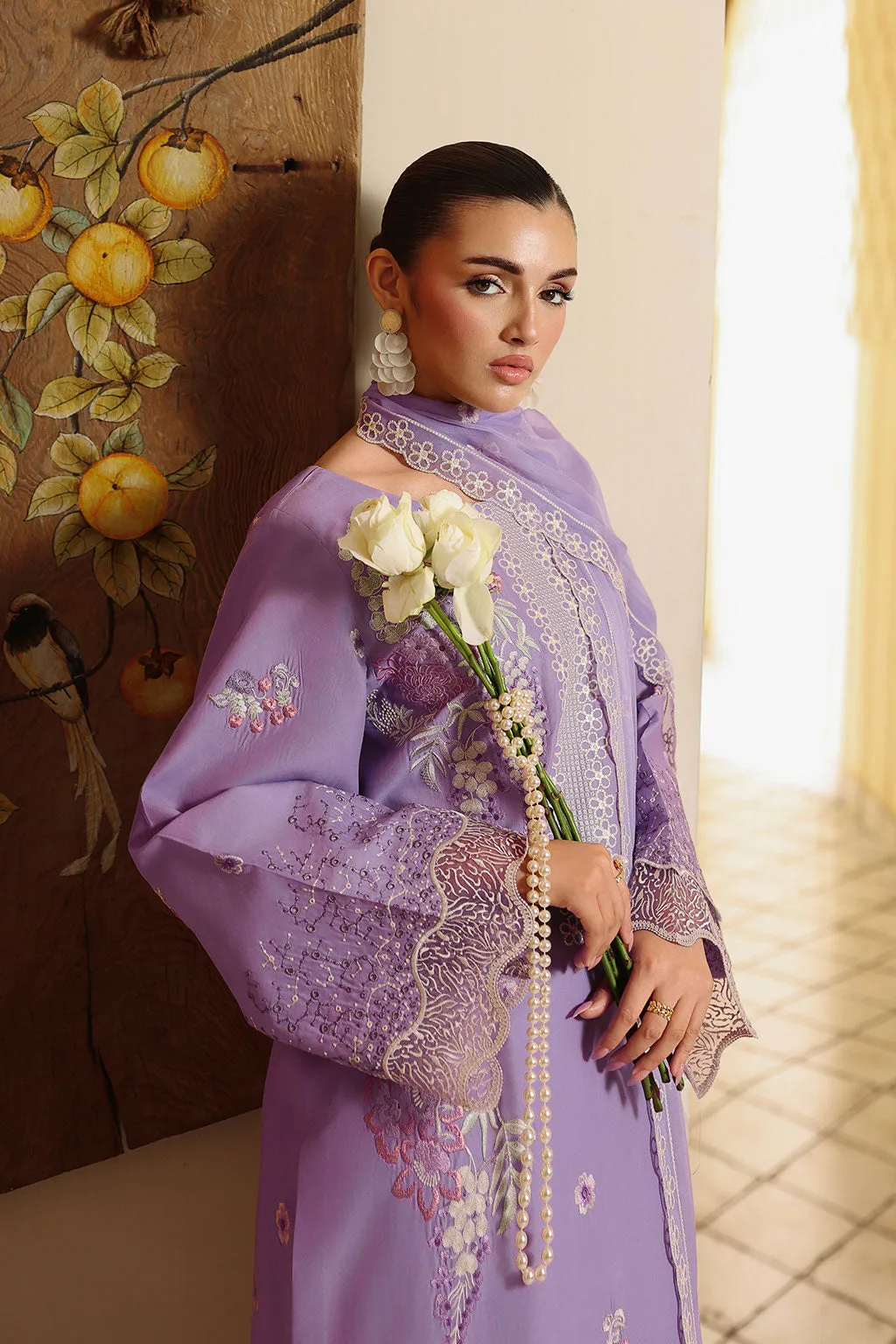 Soft purple long shirt with embroidered organza and chiffon detailing – view 4 – Poshaq