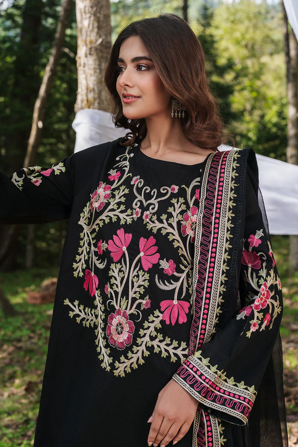 Black long shirt with embroidered organza and lawn detailing – view 3 – Poshaq